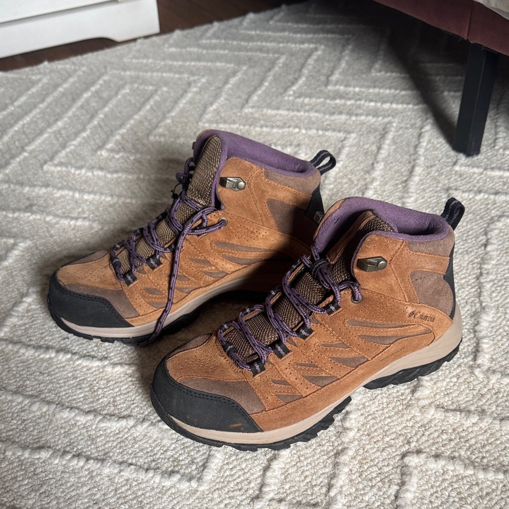 Columbia Women's First Generation Crestwood Mid Waterproof
